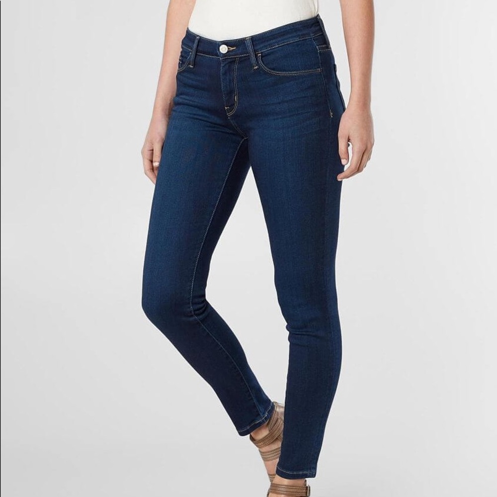 FLYING MONKEY DARK WASH STRETCH SKINNY JEANS 7 EUC